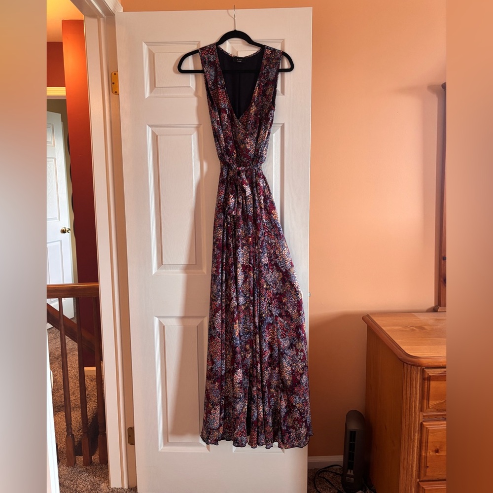 Vici Floral V-Neck Sleeveless Maxi Dress in Burgundy and Navy